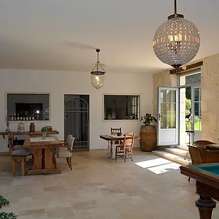 Bed & Breakfast La Cabanne 3*